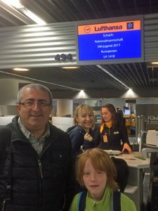 Dominik mit Trainer David Lobzhanidze